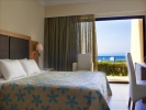 SMARTLINE COSMOPOLITAN HOTEL - 7